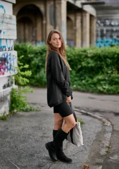 BIKER SHORTS