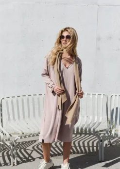 KLEID OVERSIZE