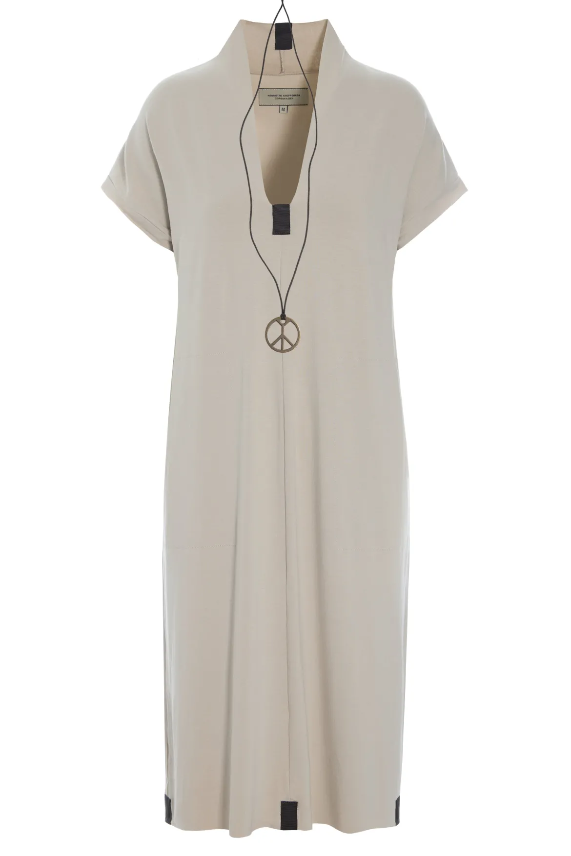 KLEID V-AUSSCHNITT