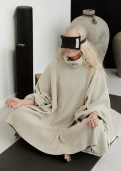 LOUNGE PONCHO DAMEN