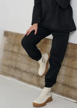 SWEAT HOSEN