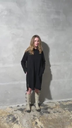 SWEAT KLEID